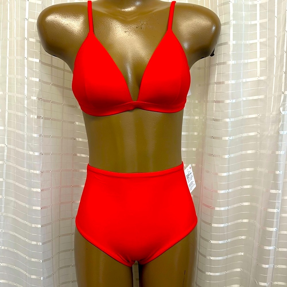 NWT Waterside Swim Top C (8) & High-Waist Skimpy-Fit Swim Bottom (6)